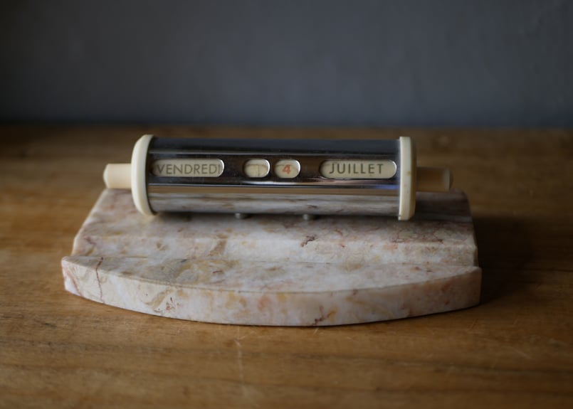 大理石の万年カレンダー フランス語 アンティークカレンダー フランス