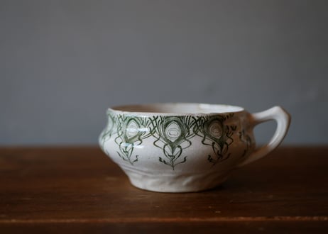 A. tea cup Creil et Montereau