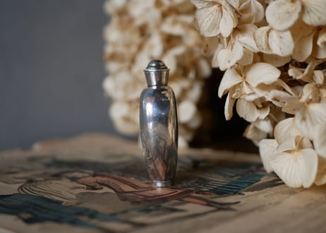 Perfume bottle,  chinoiserie