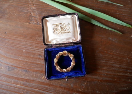 France vintage ”tsubutsubu” ブローチ