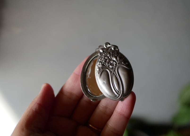 シャトレーンアイテム スライドミラー コンパクトミラー フランス