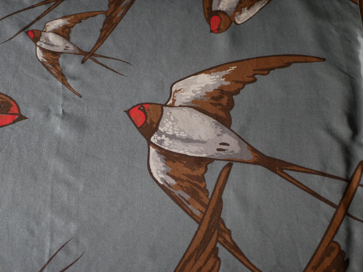 シルクのスカーフ ツバメ フランスヴィンテージ ブロカント | mamantique