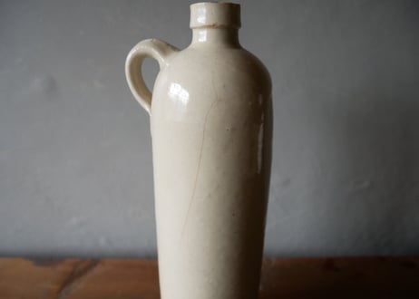 美しいフォルムの瓶　フランスアンティーク