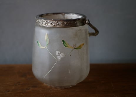 biscuit jar