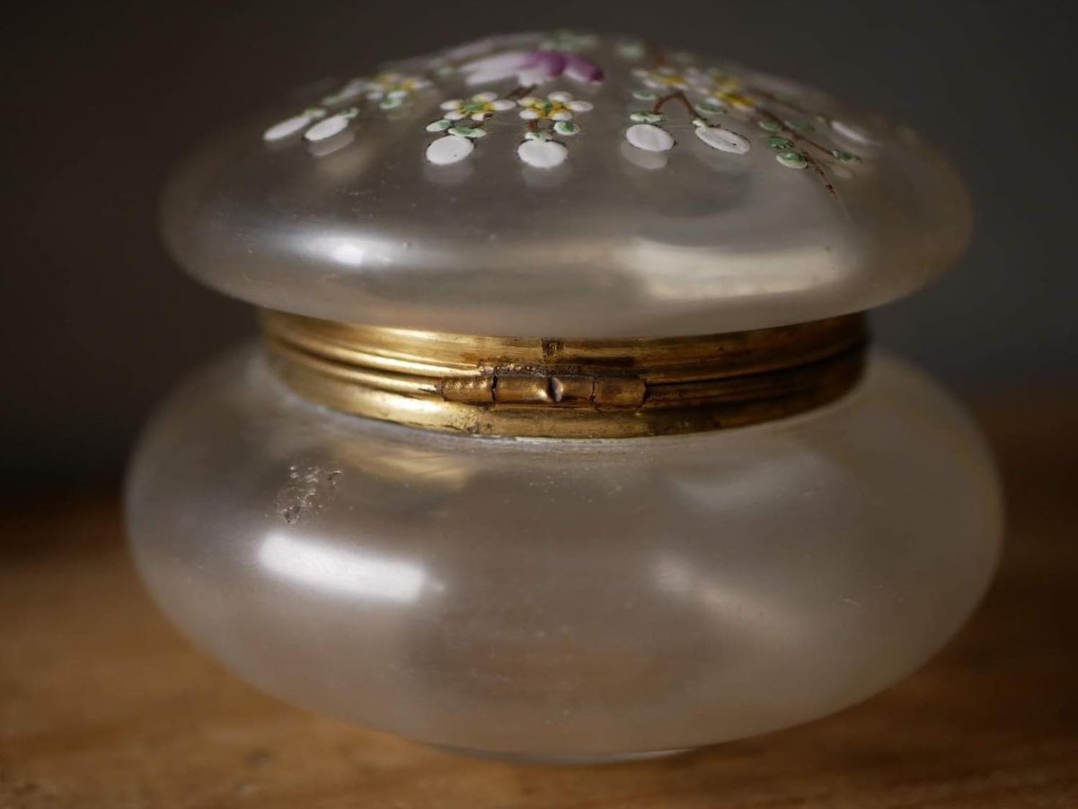 筒状のボンボニエール　フランスアンティーク　ブロカントのある暮らし 筒状のボンボニエール フランスアンティーク ブロカントのある暮らし