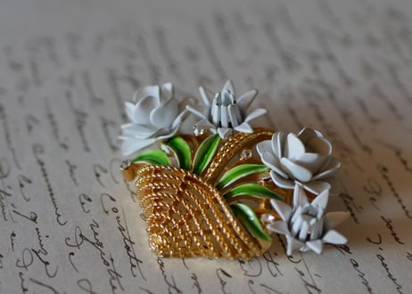 Crown Trifari, flower brooch