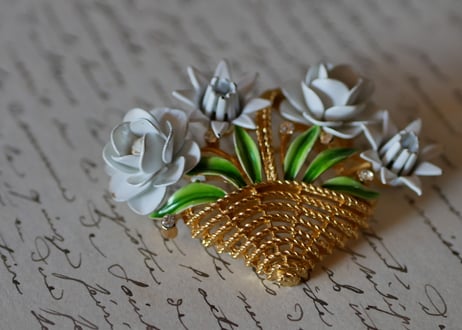 Crown Trifari, flower brooch