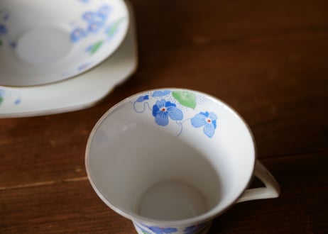 colclough コルクラフ トリオ 英国ヴィンテージ　カップ＆ソーサー