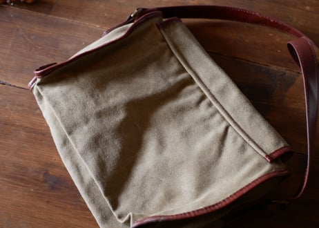 POSTES  vintage ショルダーバッグ　フランスの郵便配達員　フランスアンティーク