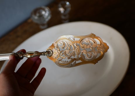 Cake server, Minerve