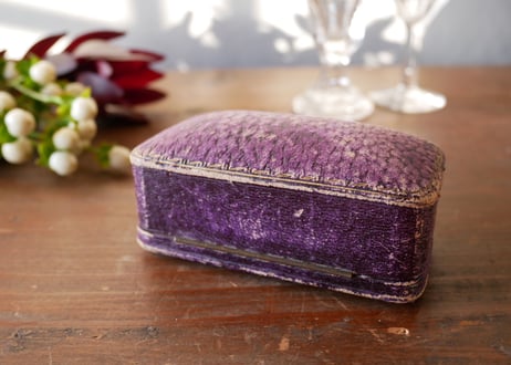 antique jewerly case from England アンティーク ジュエリーケース