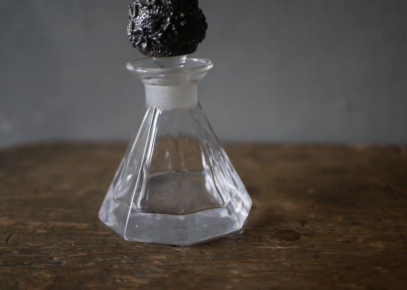 パフュームボトル 香水瓶 フランスブロカント アンティークのある