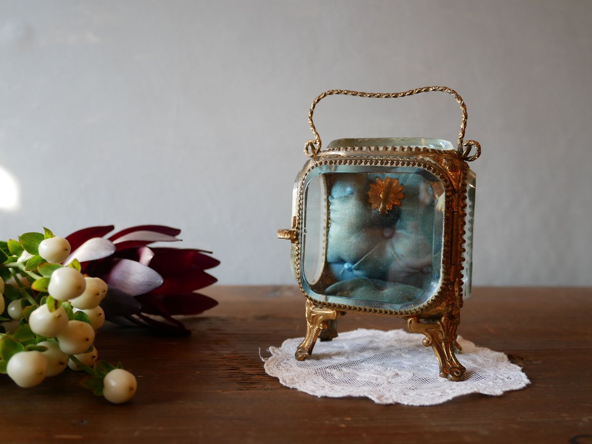 フランスアンティーク ガラスのジュエリーボックス 懐中時計 | mamantique