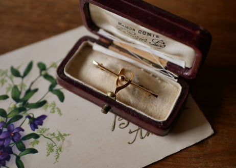 Edwardian 9CT GOLD brooch