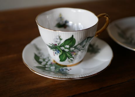 Royal Imperial ロイヤルインペリアル トリオ 英国ヴィンテージ　カップ＆ソーサー