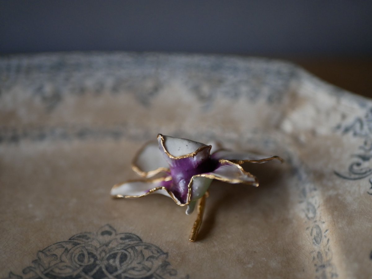 モクレン 木蓮 ヴィンテージブローチ フランスアンティーク ブロカント