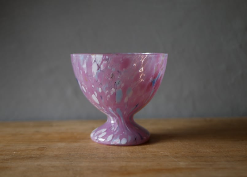 フランスアンティークオパリンガラスフラワーベース薄いピンク