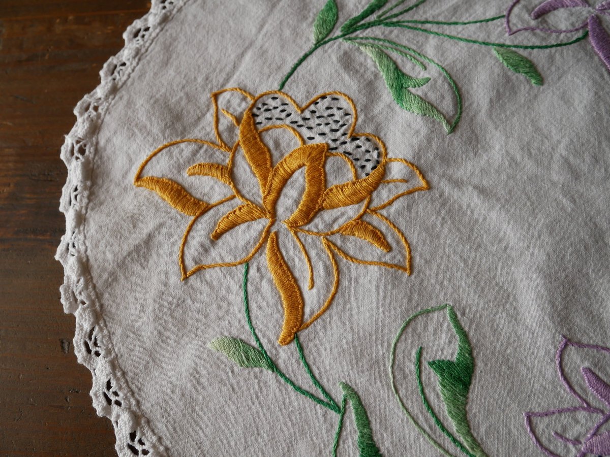 フランス　アンティーク　刺繍　布　手編み　リネン　手刺繍　オーバル fit=scale-down,w=1200