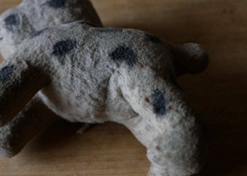 ドット柄のワンちゃん　犬　アンティークトイ　ぬいぐるみ　フランスアンティーク ドット柄のワンちゃん 犬 アンティークトイ ぬいぐるみ フランス