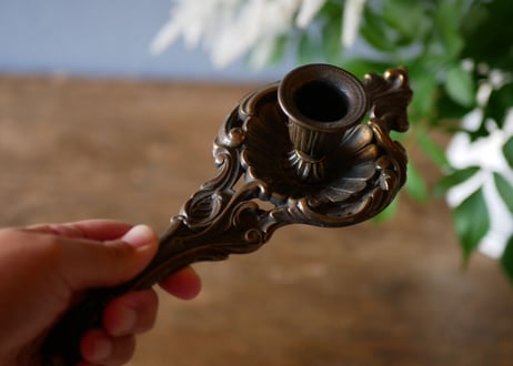 Candle holder