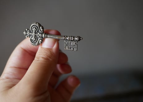 鍵の形　ヴィンテージブローチ　フランス　ブロカント　ブロカントのある暮らし
