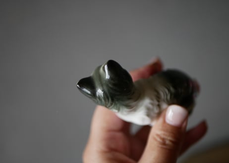猫のオブジェ　フィギュリン　ポーセリン　フランスアンティーク　アンティークのある生活