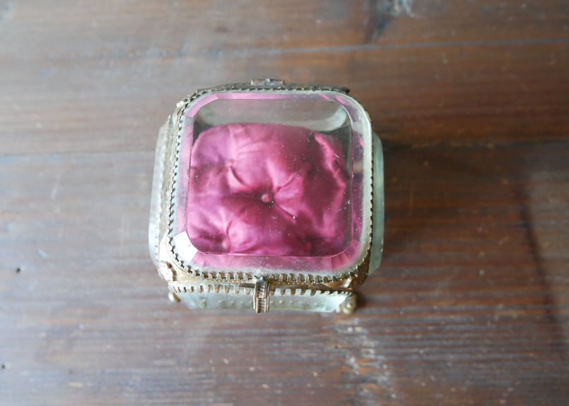 フランスアンティーク 厚いガラスのジュエリーボックス | mamantique