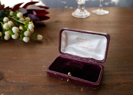antique jewerly case from England アンティーク ジュエリーケース