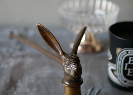 candle snuffer