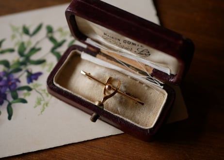 Edwardian 9CT GOLD brooch