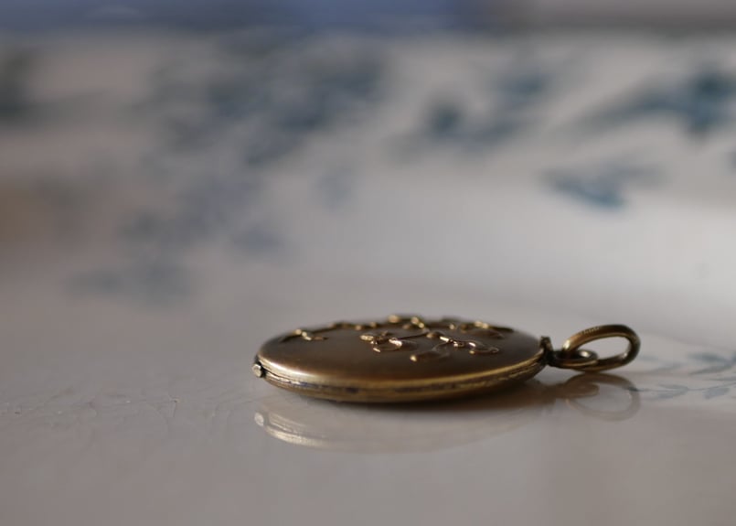 宿り木 PARIS ロケットペンダント フランスアンティーク ネックレス