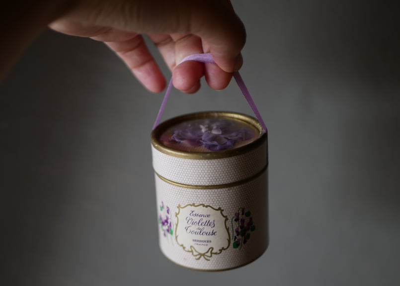 アンティーク　スミレの香水　フランス　ベルドゥ社 ヴィンテージ品 TOULOUSE スミレの香水 フランスアンティーク ベルドゥ社