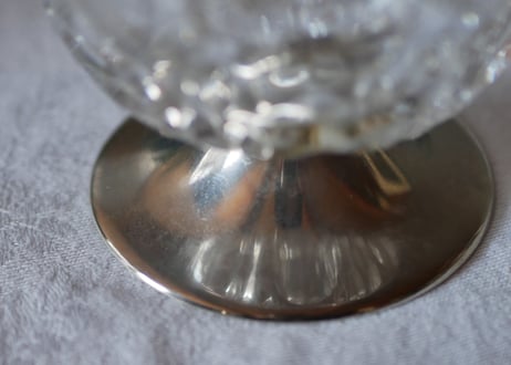 no.3 glass holder