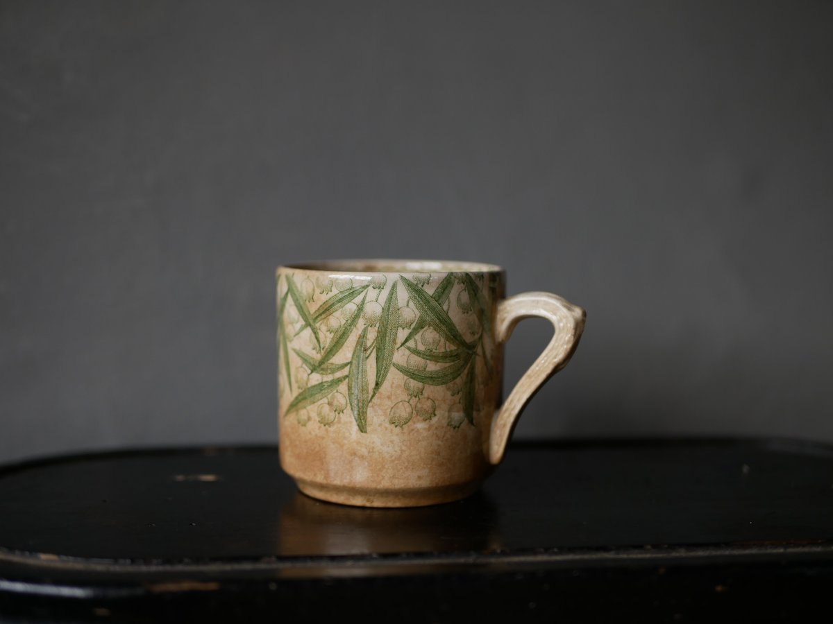 クレイユモントロー すずらん アンティークカップ フランス