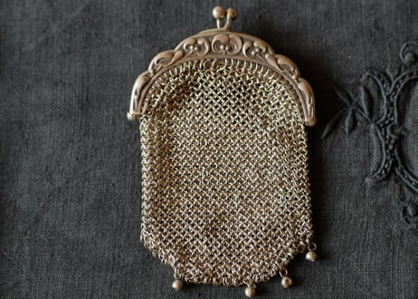 Coin purse, Châtelaine