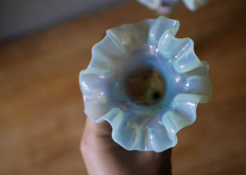 ウランガラス　フランスアンティーク　ベース ウランガラス ベルエポック時代 フラワーベース フランス