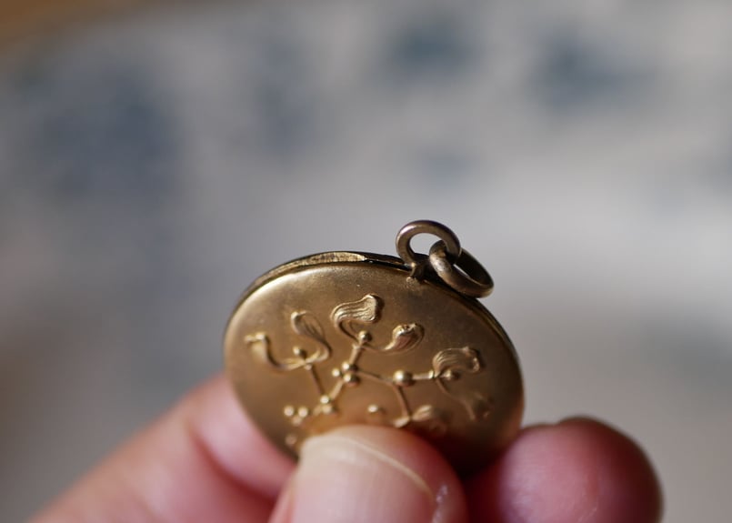 宿り木 PARIS ロケットペンダント フランスアンティーク ネックレス