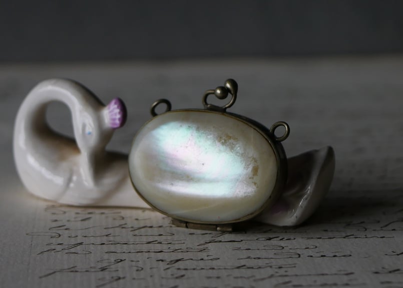 【英国】【白蝶貝】スパチュラ型サーバー ペア マザーオブパール 英国】【白蝶貝】スパチュラ型サーバー ペア マザーオブパール