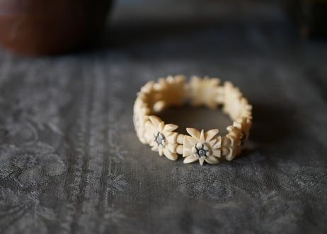 花飾りの腕輪　アンティーク　フランス　エーデルワイス　ブレスレット CATEGORY エーデルワイス | mamantique