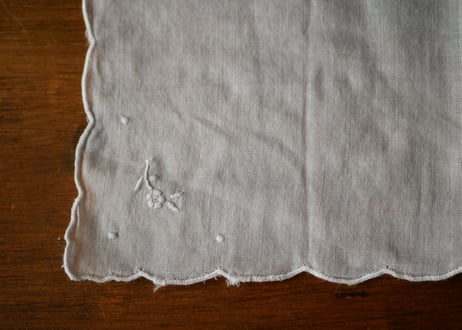 handkerchief   F
