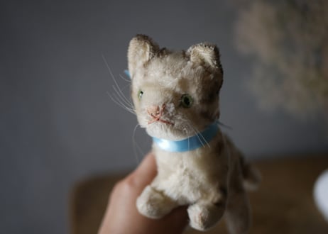 シュタイフ　ドイツヴィンテージ　猫　ねこ　アンティークのある生活　ぬいぐるみ