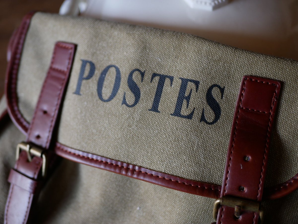 POSTES vintage ショルダーバッグ フランスの郵便配達員 POSTES vintage ショルダーバッグ フランスの郵便配達員