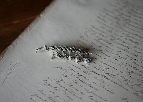 muguet brooch