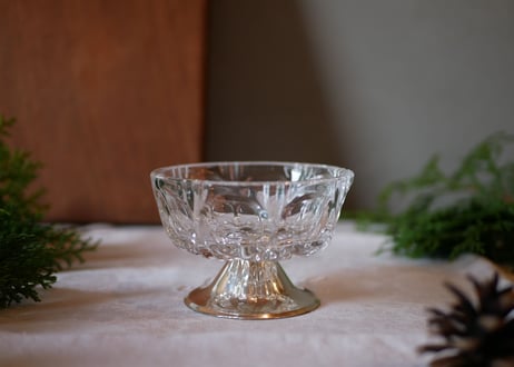 no.2 glass holder