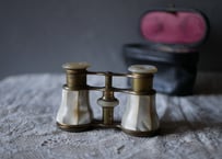 オリジナルケース付　マザーオブパールのオペラグラス　フランスアンティーク　アンティークのある暮らし