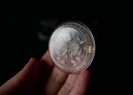 ルーサイトブローチⅠ　フランスヴィンテージ　ヴィンテージアクセサリー　ブロカント