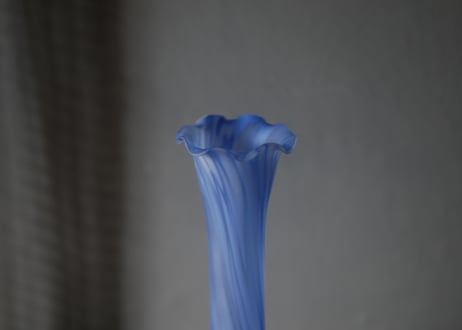 サテンガラス　アンティーク　フラワーベース　花器　花瓶　アンティークのある暮らし