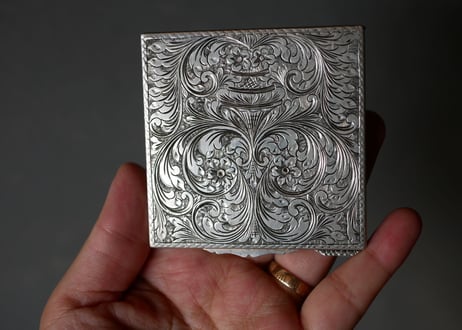 Compact mirror