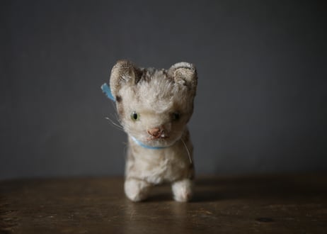 シュタイフ　ドイツヴィンテージ　猫　ねこ　アンティークのある生活　ぬいぐるみ