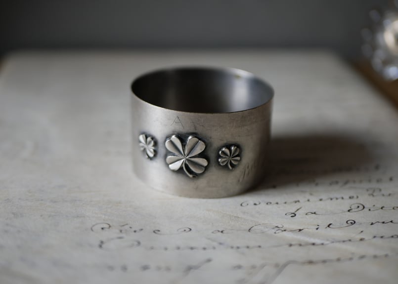 四つ葉のクローバー ナプキンリング フランスアンティーク